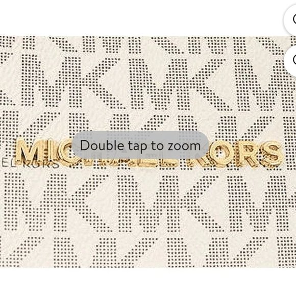 Michael Kors Travel Large Duffle Bag in PVC Signature in vanilla - Picture 6 of 8